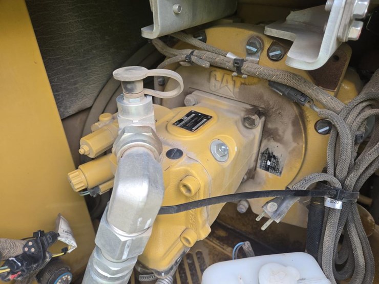2020-caterpillar-306cr-image-77