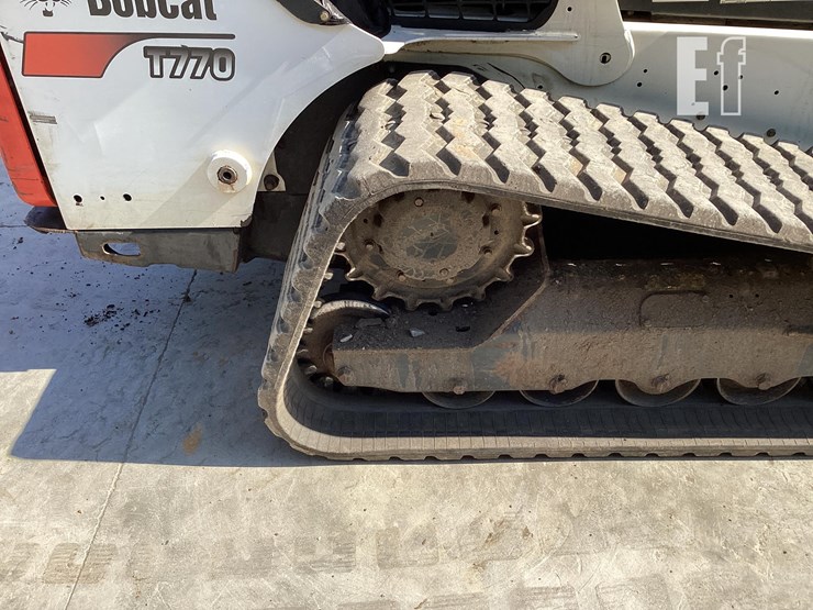 2019-bobcat-t770-image-12