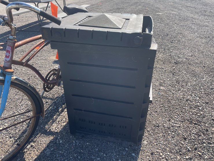 #6641-•-compost-bin-image-16