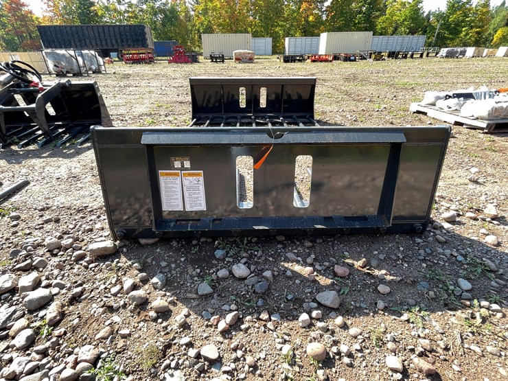 #8245-•-wolverine-skid-steer-x-treme-manure-forks-image-6