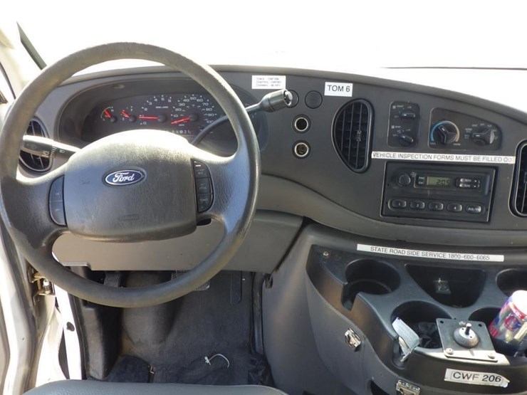 2007-ford-econoline-350-image-8