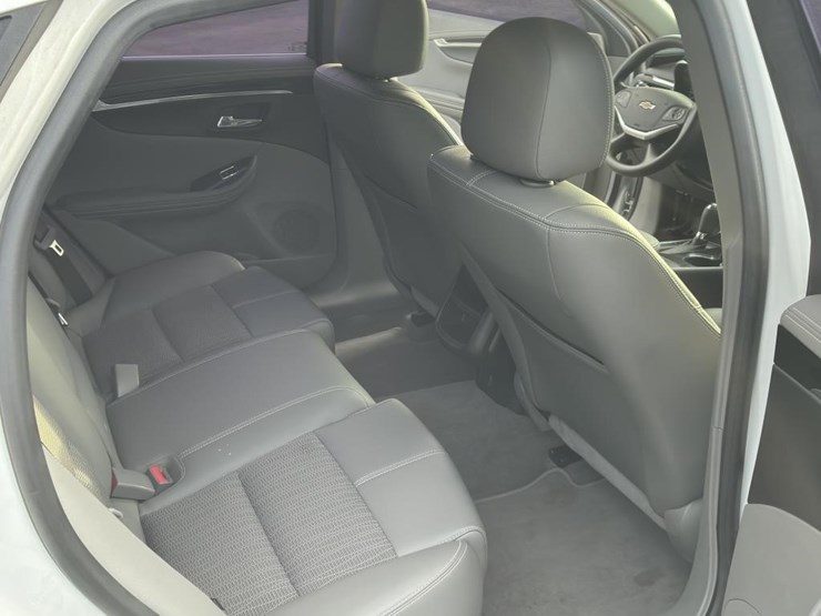 2018-chevrolet-impala-sedan-image-9