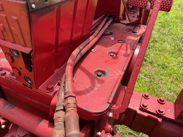 farmall-560-image-51