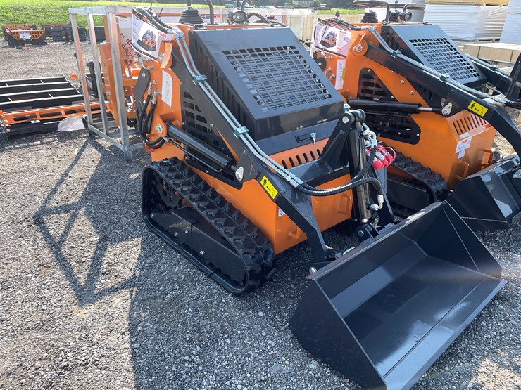 #1044-•-2026-landhonor-ldh-ht380-mini-tracked-skidsteer-image-3