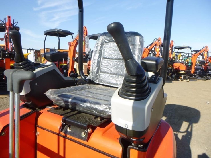 2025-tpm-16-hydraulic-excavator-image-19