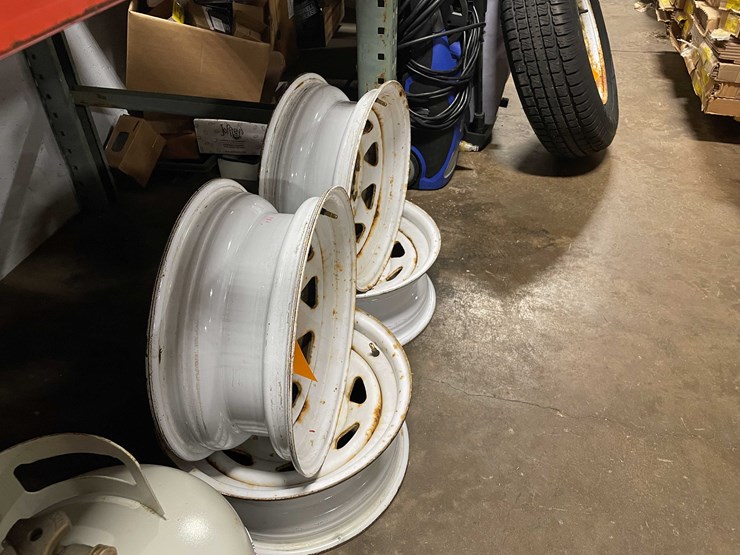 #5526-•-(4)-6-lug-trailer-wheels-(cw)-image-9