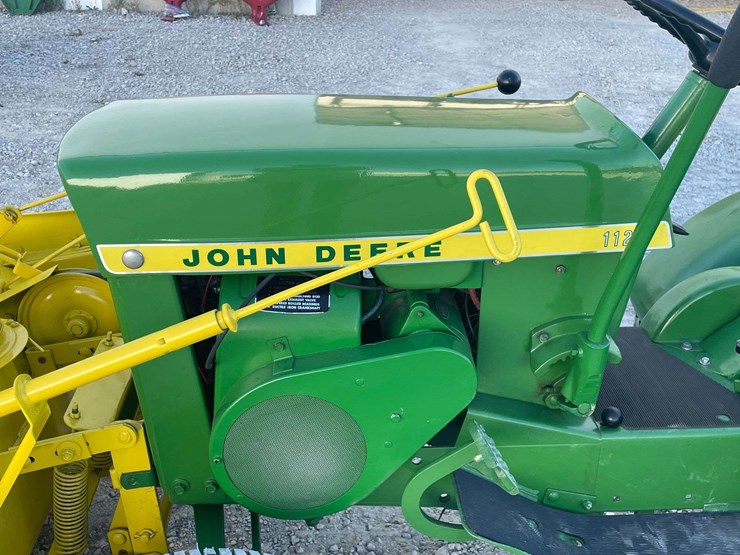 john-deere-112-image-12