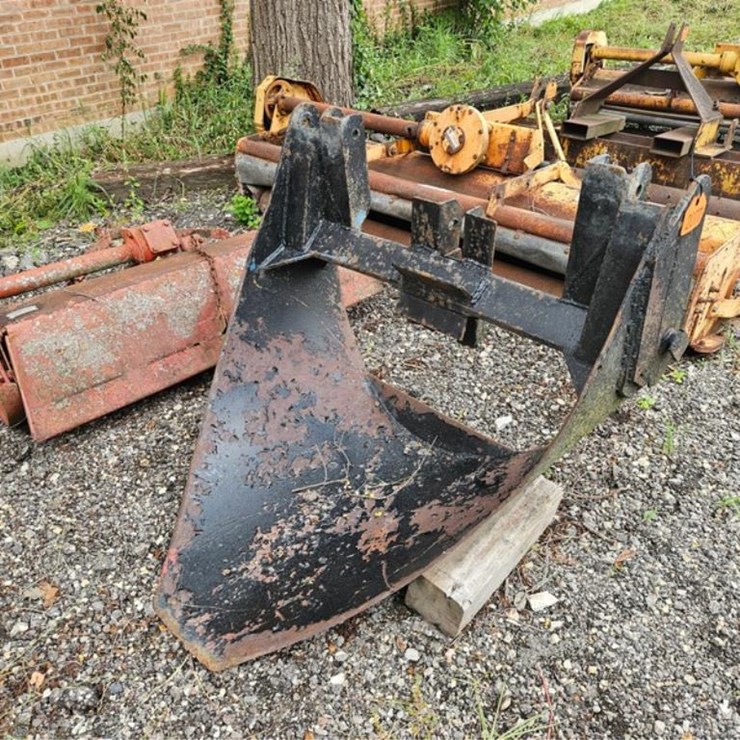 #2077 • 3pt Tree Spade