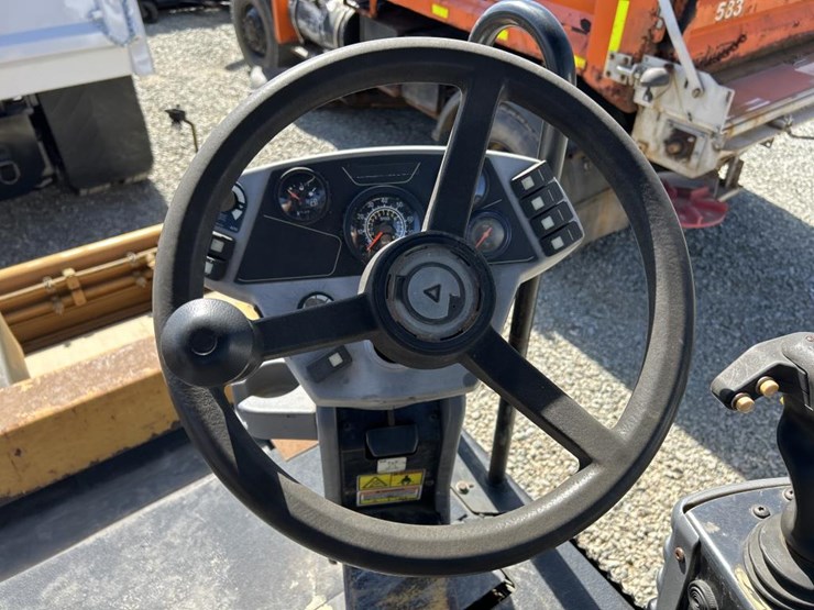 caterpillar-cb54-image-61