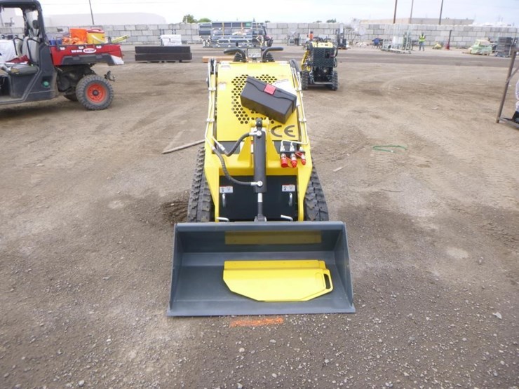 2025-sdlanch-sdll50-skid-steer-track-loader-image-6