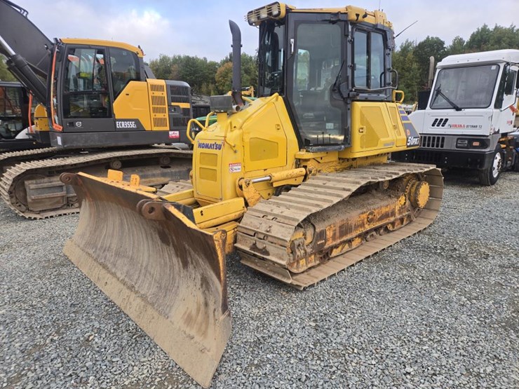 2014-komatsu-d51pxi-image-10