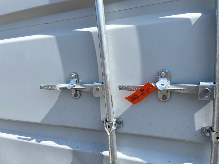 #1029-•-40'-landhonor-container-image-19