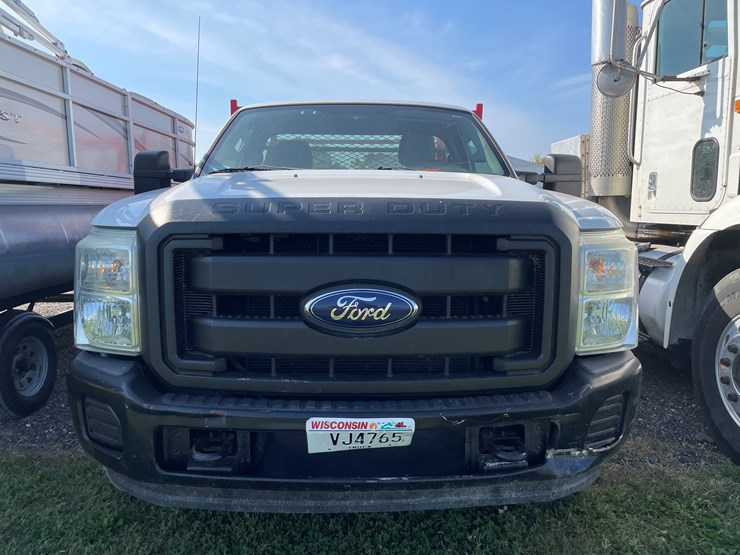 2011-ford-f350-xl-image-2