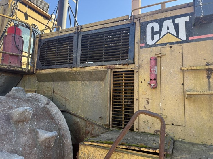 caterpillar-836-image-32
