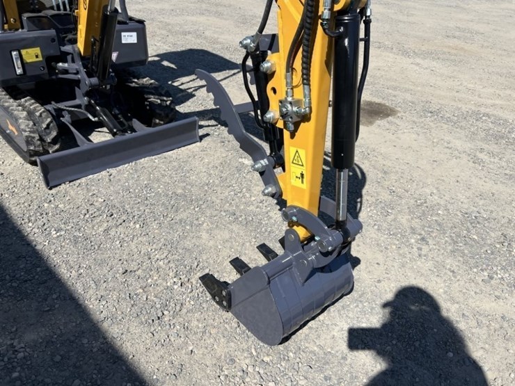2025-cfg-mx20r-mini-hydraulic-excavator-image-10