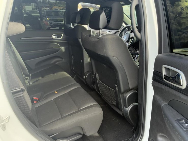 2020-jeep-grand-cherokee-image-10