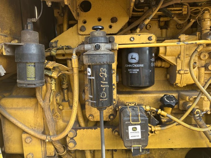 deere-770bh-image-82