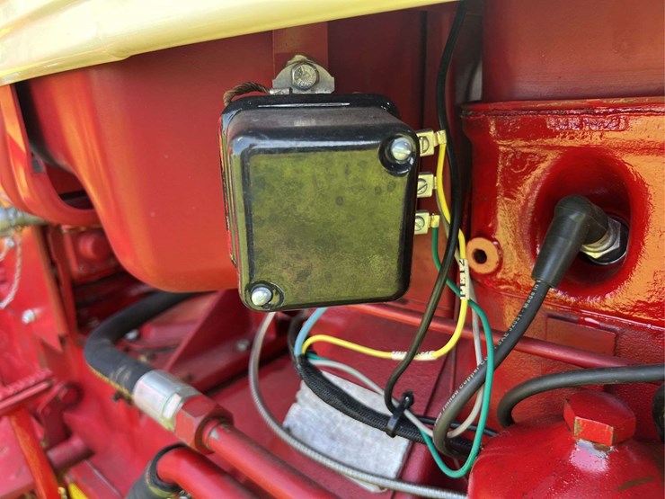 farmall-340-image-29