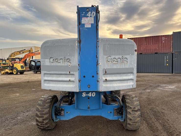 2013-genie-s40-image-8