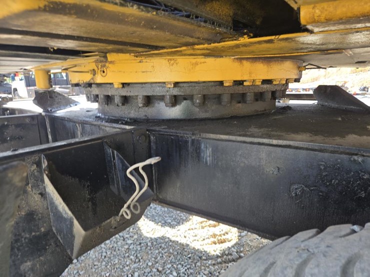 2006-caterpillar-m318-image-36
