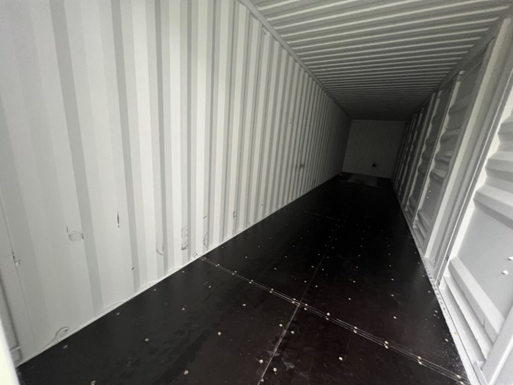2025-40'-high-cube-shipping-container-image-8