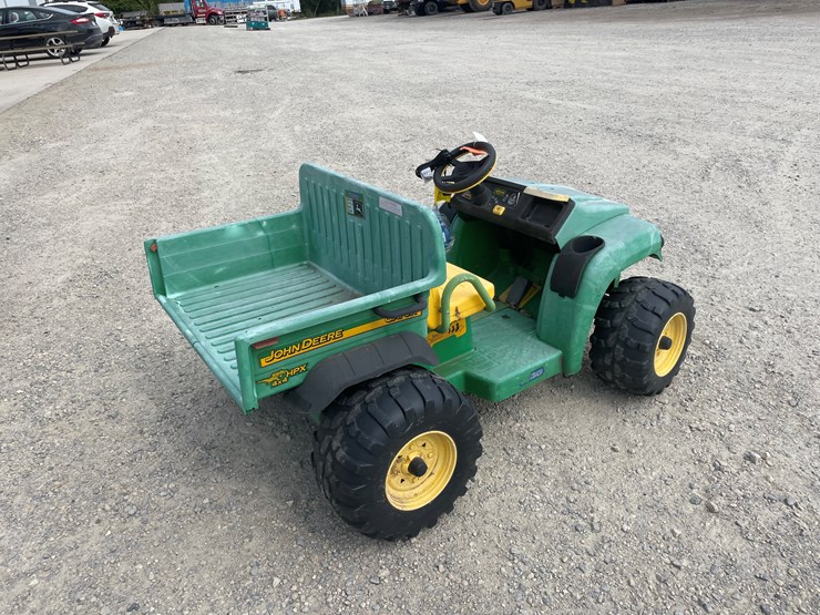 john-deere-gator-hpx-image-5