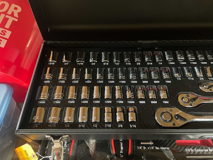#5560-•-tool-box-set-with-tools-(pr10)-image-2