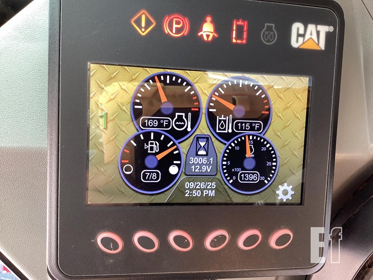 2022-caterpillar-279d3-image-19