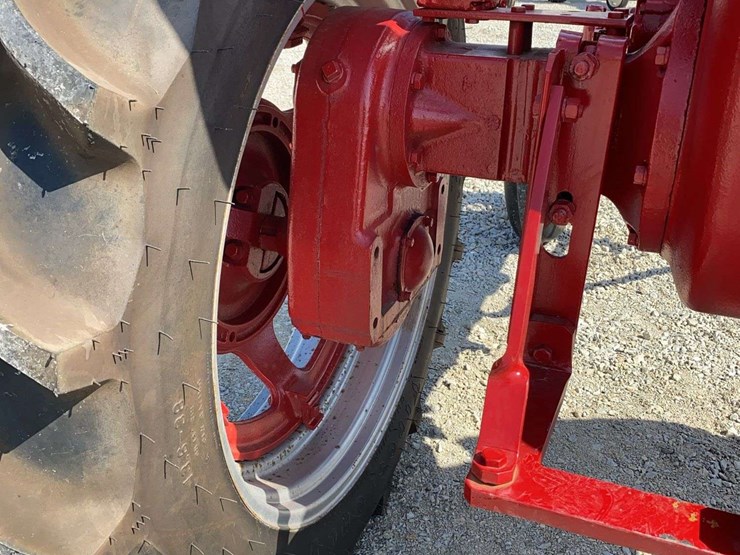 farmall-super-m-high-clearance-lp-image-27
