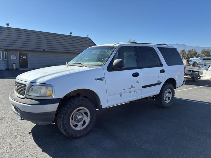 2001-ford-expedition-image-2