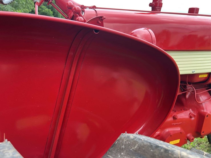 farmall-560-diesel-image-36