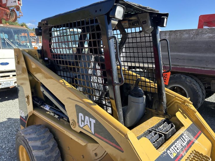caterpillar-236-image-32