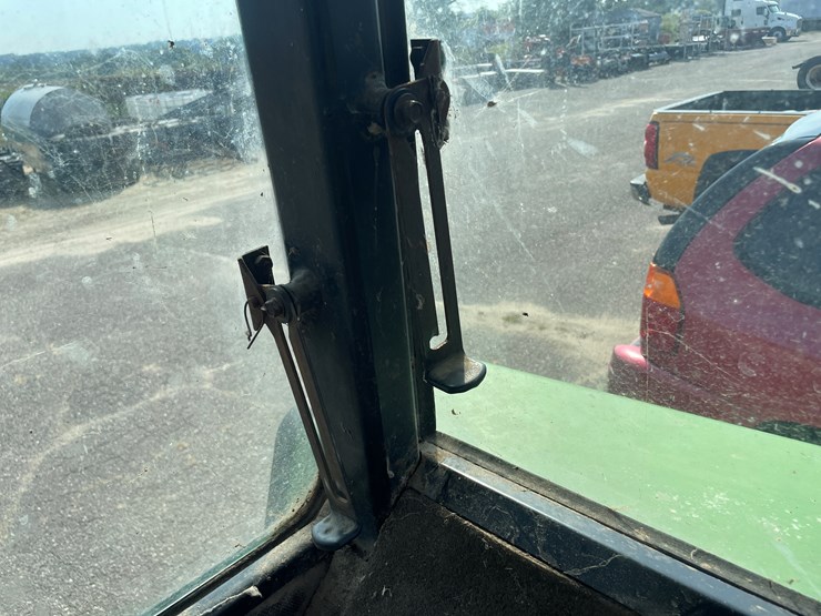 john-deere-4230-image-51