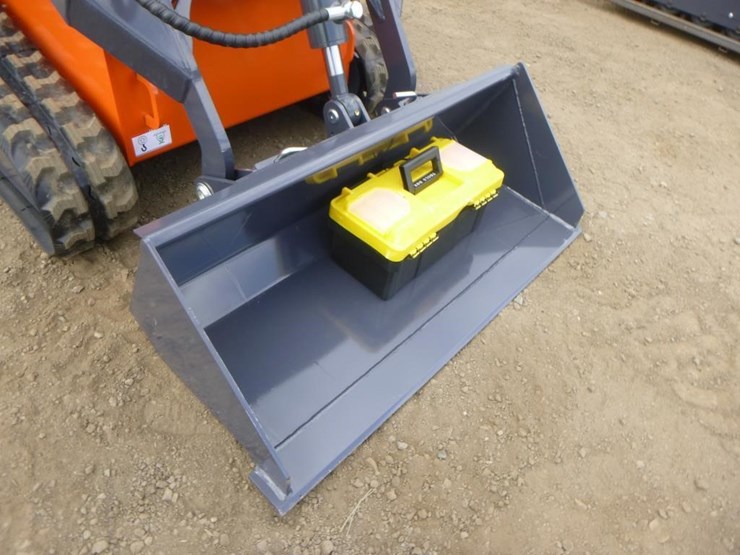 tpm-t460-skid-steer-track-loader-image-10