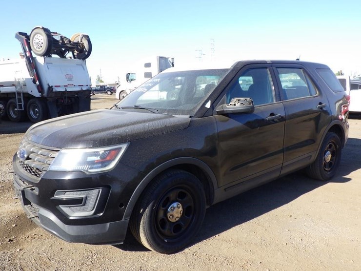 2018-ford-explorer-image-1
