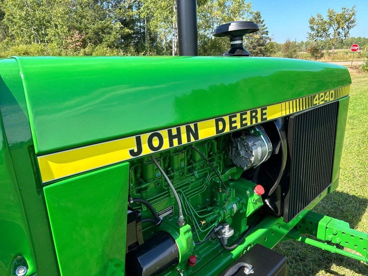 john-deere-4240-image-27