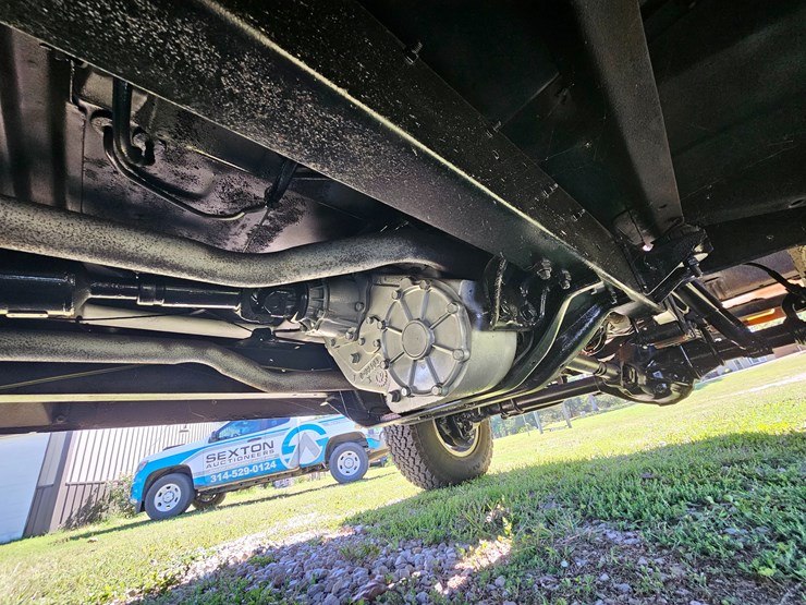 1972-chevrolet-c10-image-57