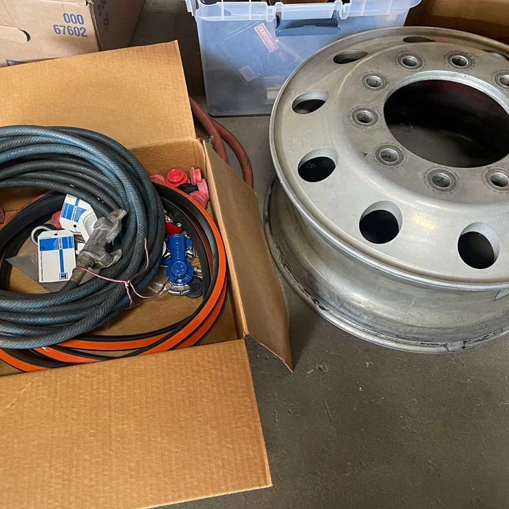 #5541 • Semi Parts (PR19)