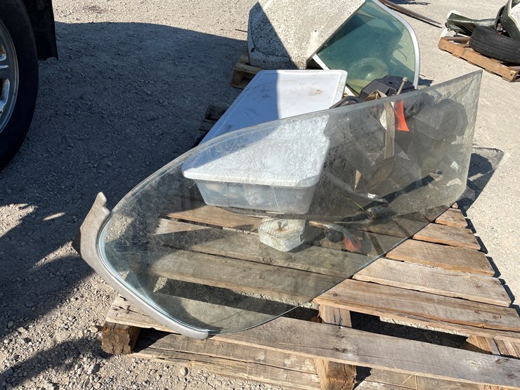 #6776-•-1959-glasspar-boat-parts-image-2