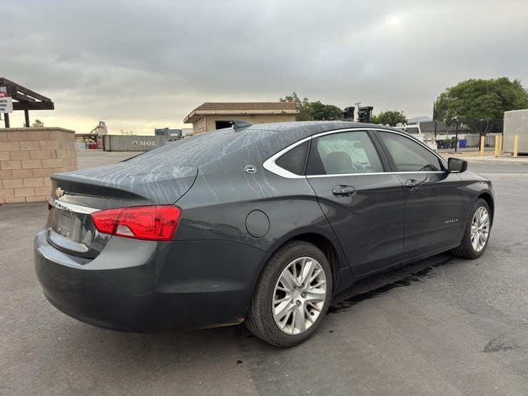 2018-chevrolet-impala-sedan-image-3