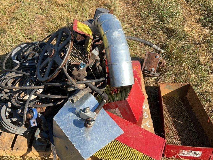 #228-•-hydraulic-parts,-gearboxes,-pulleys-and-guards-image-1