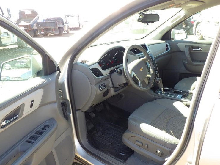 2014-chevrolet-traverse-image-5