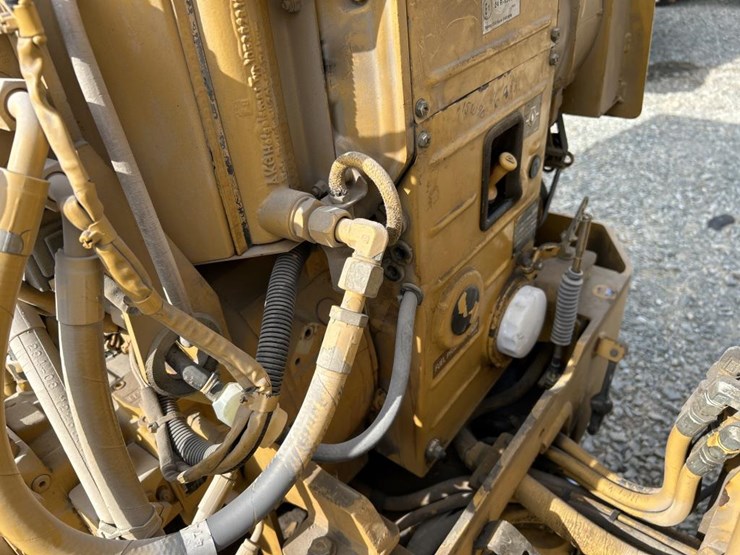 caterpillar-cb-224c-image-40