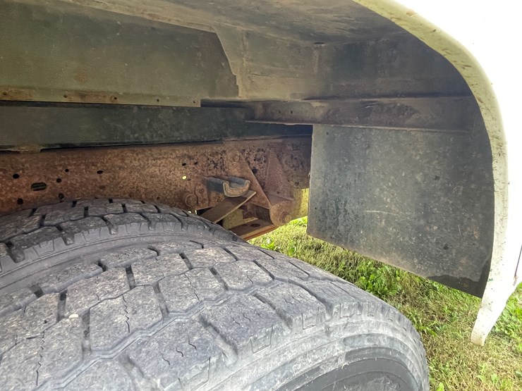 2006-ford-f550-image-22