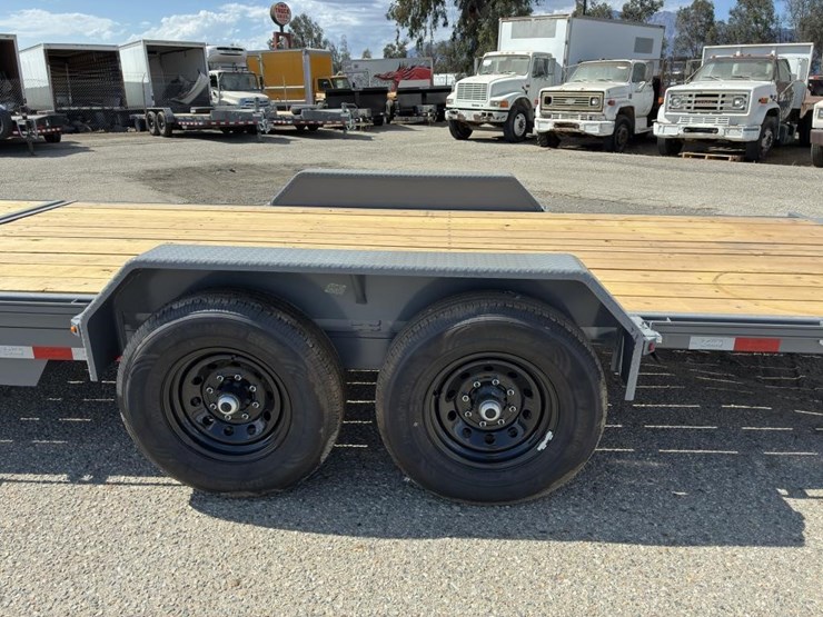 2026-delta-20'-t/a-tilt-deck-trailer-image-6