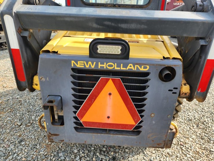 2001-new-holland-ls150-image-19