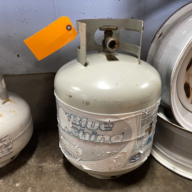 #5525 • Grill Propane Tank (CW)