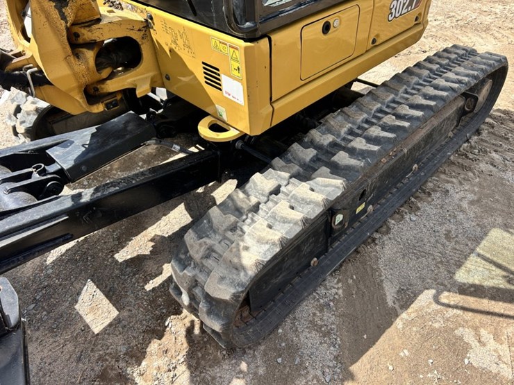 #1034-•-2023-caterpillar-302.7-cr-mini-excavator-image-15