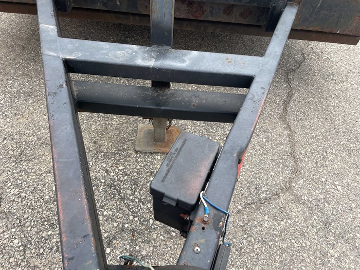 #1978-•-2002-reliable-welding-2-axle-trailer-(has-wi-title)-image-21