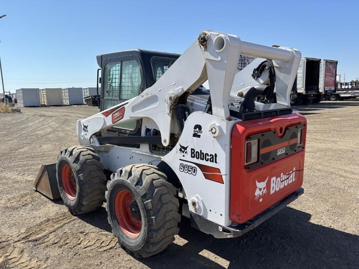 2022-bobcat-s850-image-4